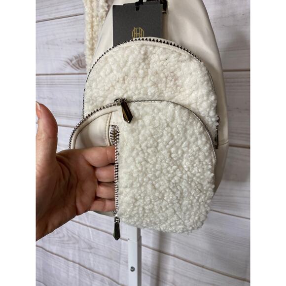 Brand New House of Harlow 1960 Nylon and Sherpa Sling Bag in Off-white Purse - Picture 3 of 10